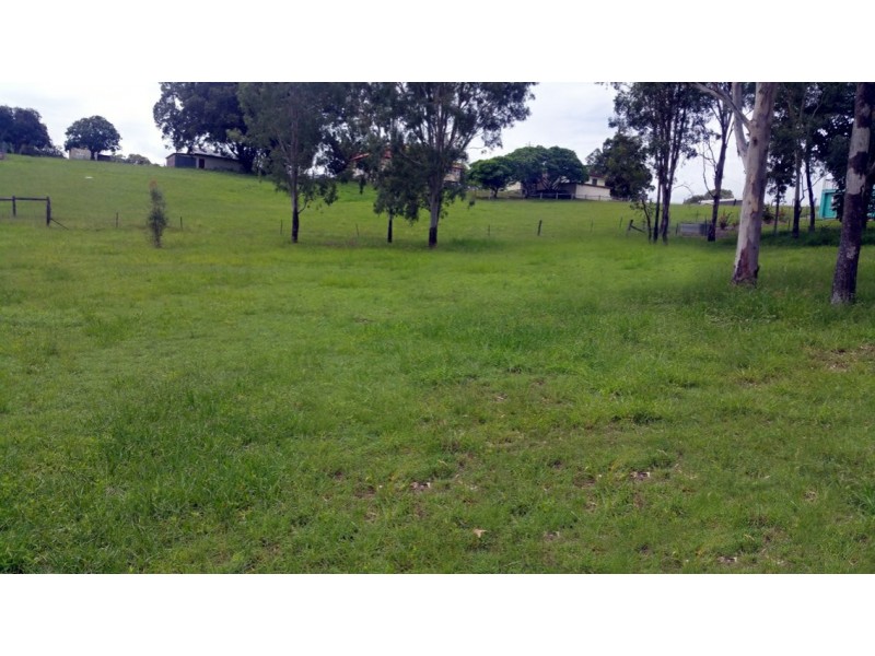 87 Kennedy Street, Kilcoy QLD 4515