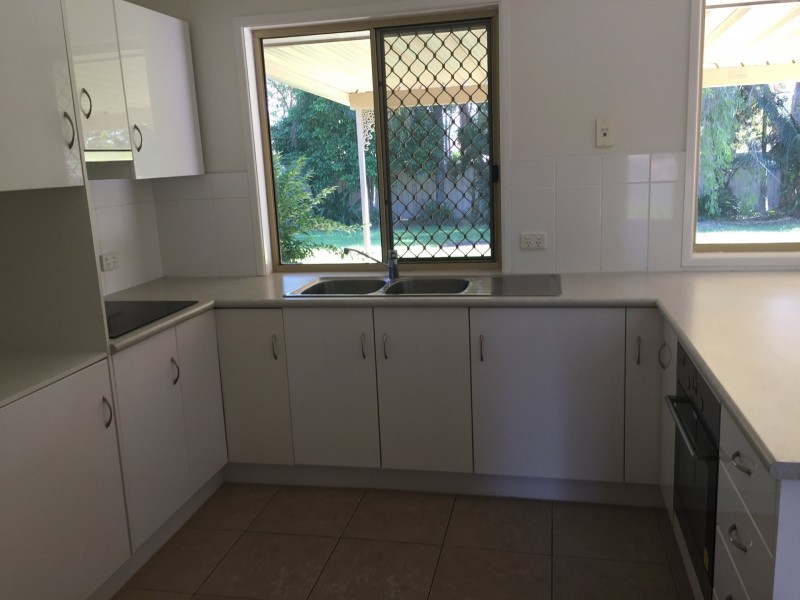 44 Crestwood Avenue, Morayfield QLD 4506