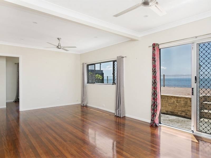 133 Biggs Avenue, Beachmere QLD 4510