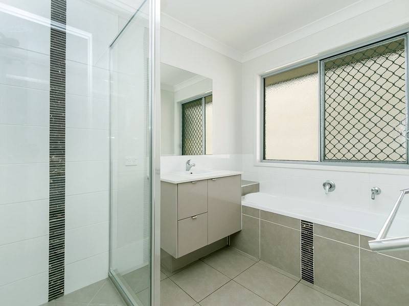 11 Regal Crescent, Narangba QLD 4504