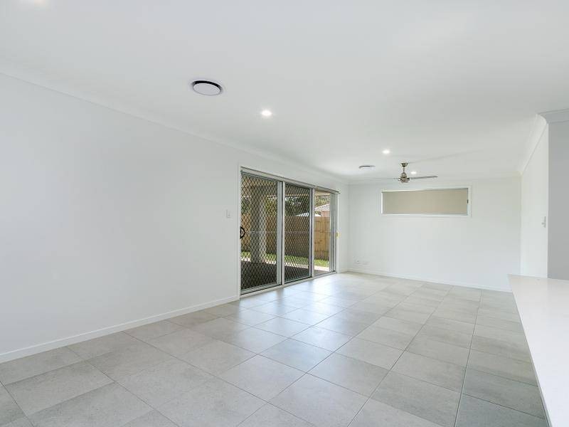 37 Greenhaven Circuit, Narangba QLD 4504