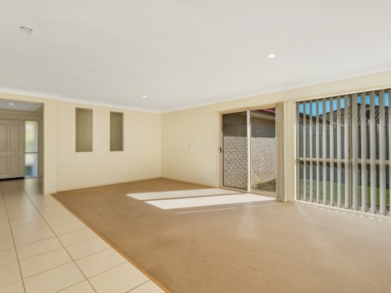 62 Mayes Circuit, Caboolture QLD 4510