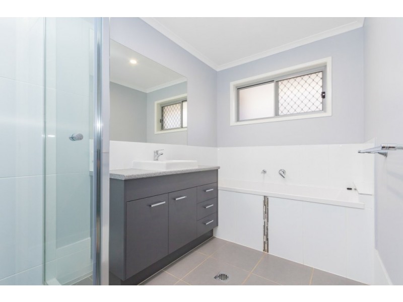 16 Attewell Court, Caboolture South QLD 4510