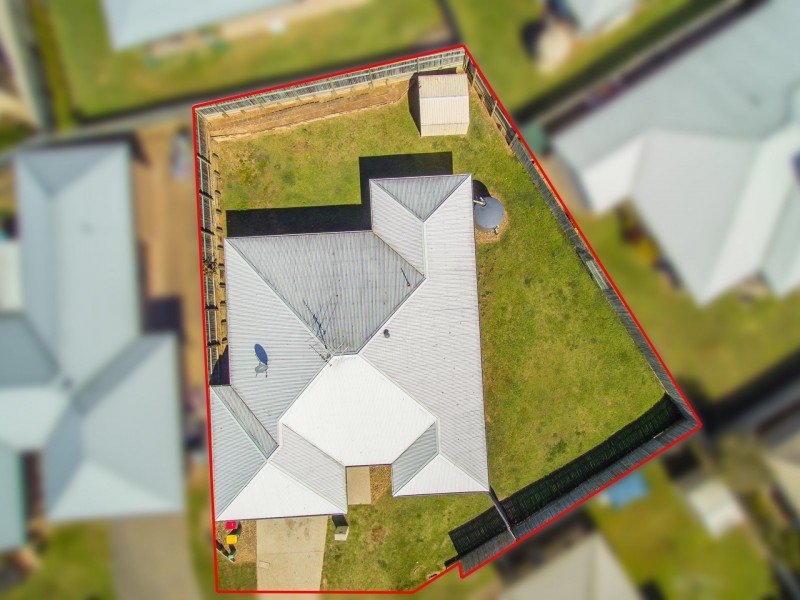 8 Silverbirch Court, Upper Caboolture QLD 4510