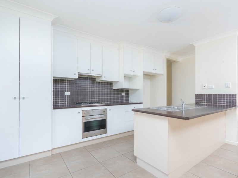 8 Silverbirch Court, Upper Caboolture QLD 4510