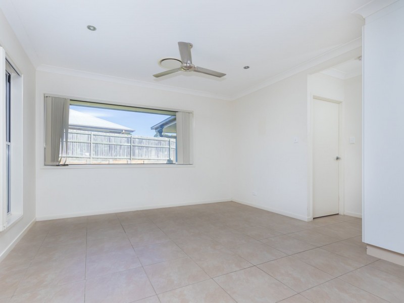 8 Silverbirch Court, Upper Caboolture QLD 4510