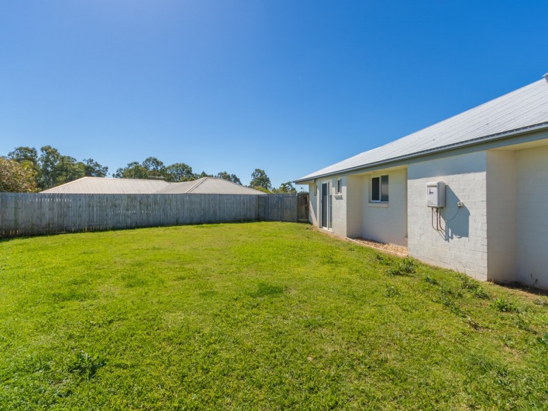 8 Silverbirch Court, Upper Caboolture QLD 4510