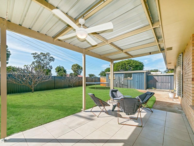 1 Moatah Drive, Beachmere QLD 4510