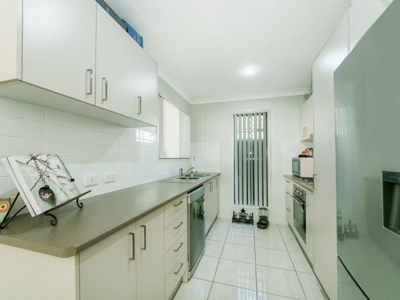 Unit 3/63 Lower King Street, Caboolture QLD 4510