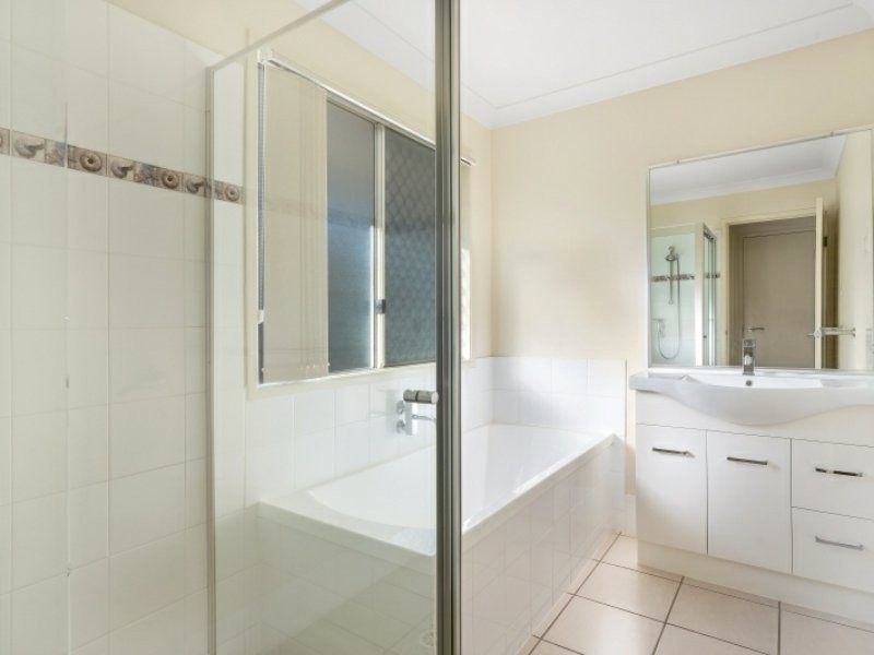 Unit 6/51 Silkyoak Drive, Morayfield QLD 4506