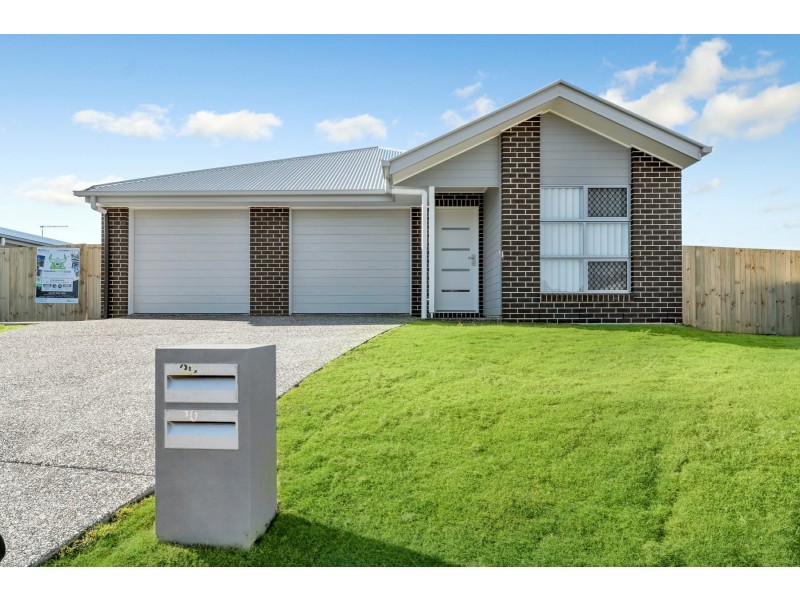 2/20 Sterling Road, Morayfield QLD 4506