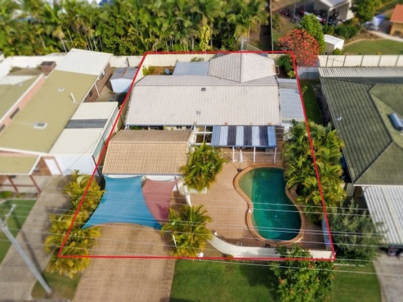 33 Endeavour Drive, Banksia Beach QLD 4507