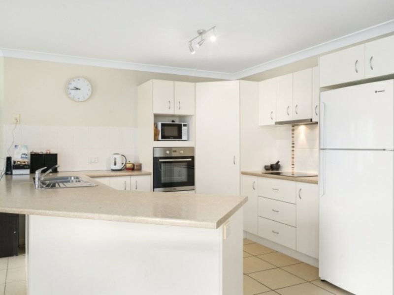 6-10 Echidna Place, Ningi QLD 4511