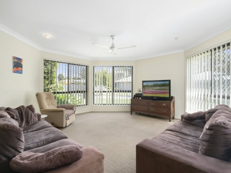6-10 Echidna Place, Ningi QLD 4511