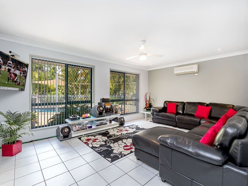 4 Yarrow Court, Upper Caboolture QLD 4510