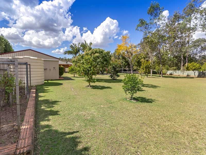 4 Yarrow Court, Upper Caboolture QLD 4510