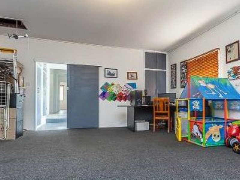 4 Wendy Crescent, Caboolture QLD 4510