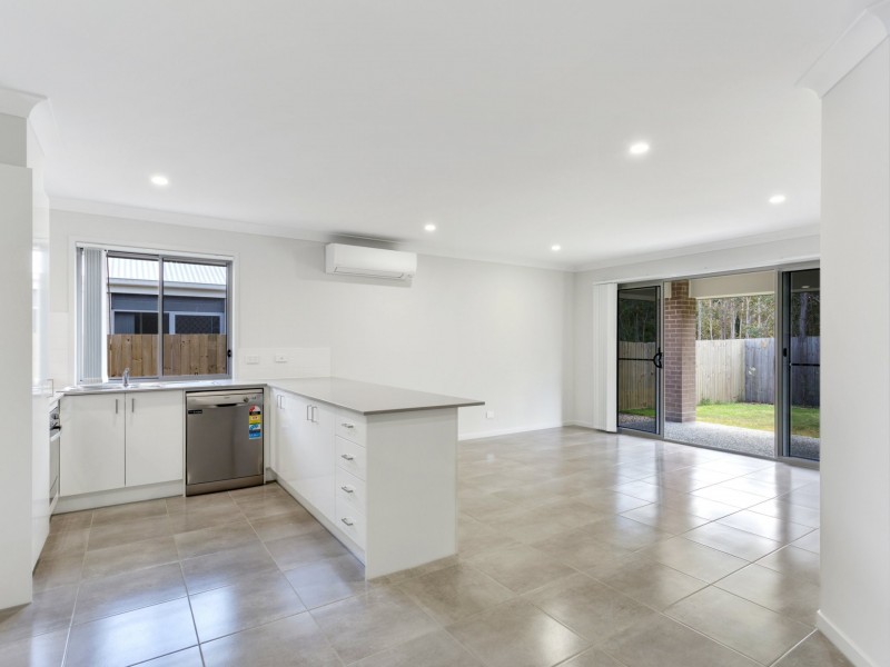 91 Meadow View Drive, Morayfield QLD 4506