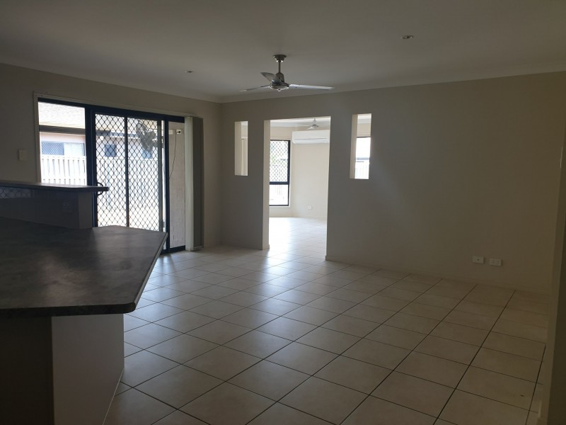 80 Creekside Drive, Narangba QLD 4504
