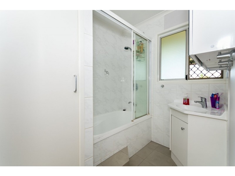 54 Benson Street, Scarborough QLD 4020