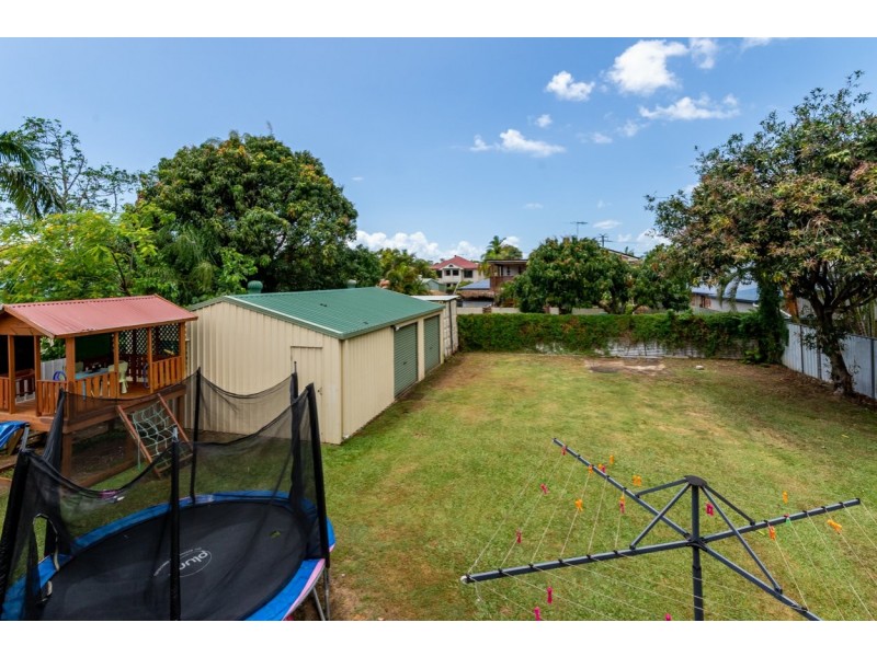 54 Benson Street, Scarborough QLD 4020