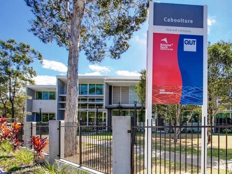 37 Railway Parade, Caboolture QLD 4510