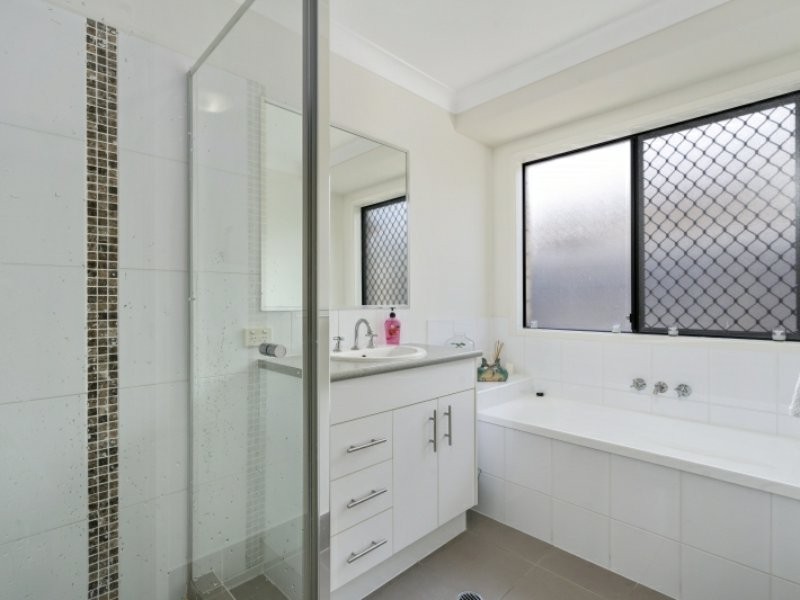 Villa 6/62-64 Pauls Road, Upper Caboolture QLD 4510