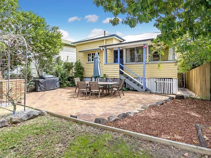 73 Dickson Street, Wooloowin QLD 4030