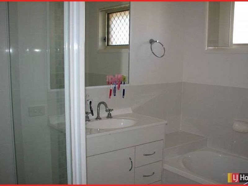 71 Fernbrook Drive, Morayfield QLD 4506