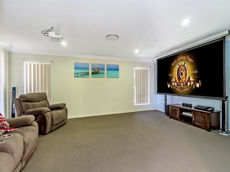 8 Crawford Street, Caboolture QLD 4510