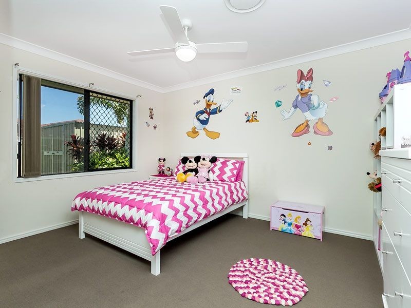 8 Crawford Street, Caboolture QLD 4510