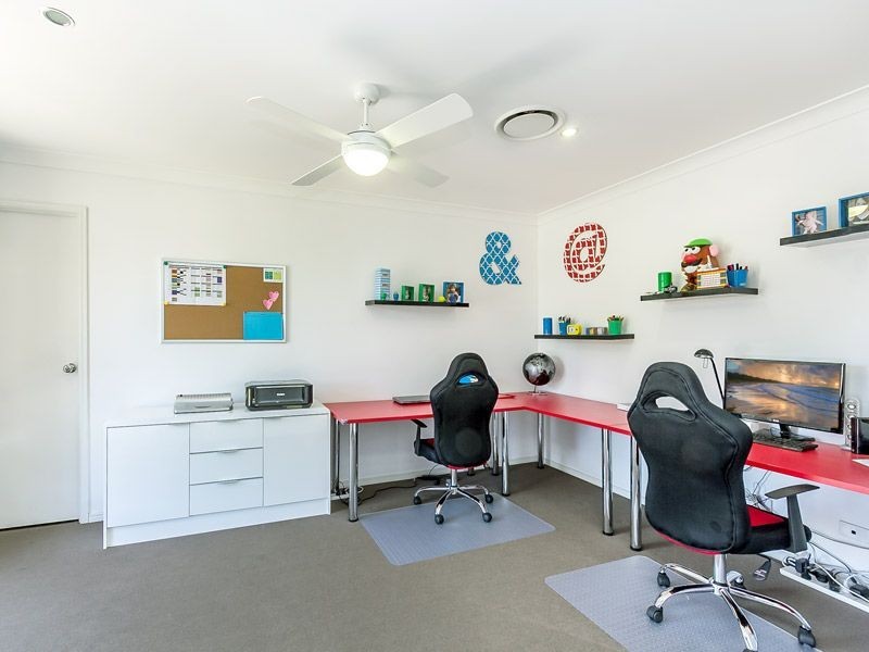 8 Crawford Street, Caboolture QLD 4510