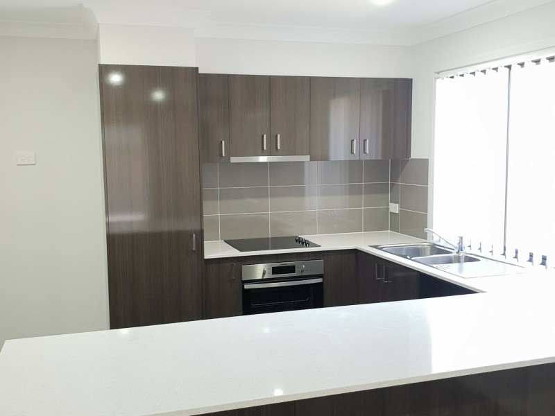 102 Meadowview Drive, Morayfield QLD 4506