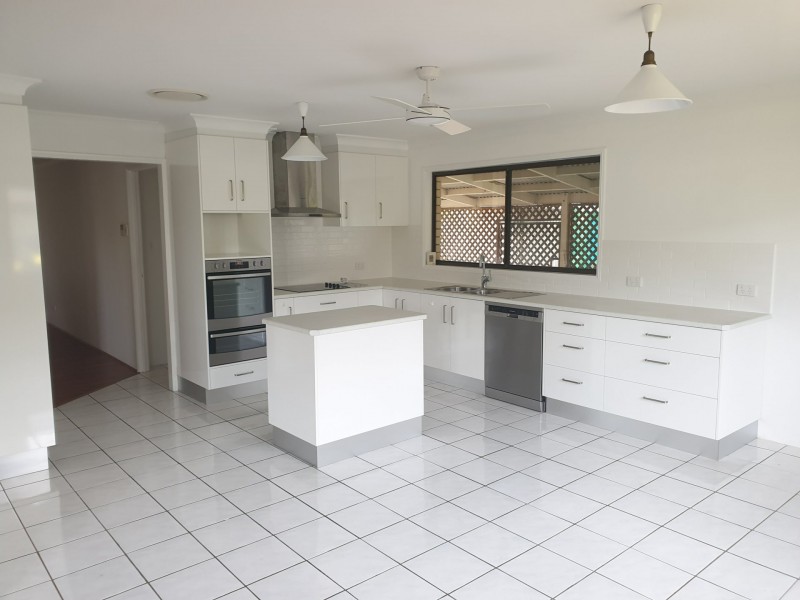 11 Berkeley Court, Caboolture QLD 4510
