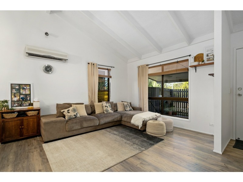 6 Matthew Flinders Drive, Caboolture South QLD 4510