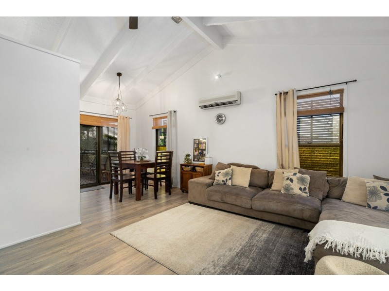 6 Matthew Flinders Drive, Caboolture South QLD 4510