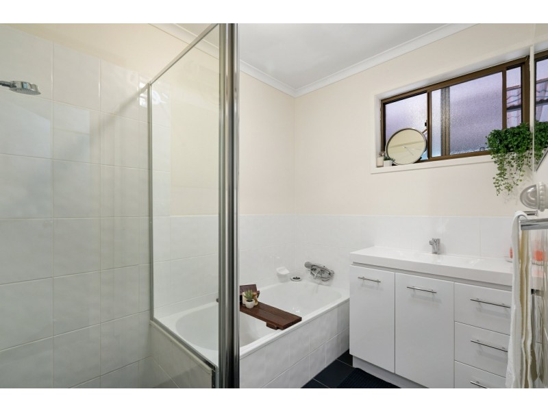 6 Matthew Flinders Drive, Caboolture South QLD 4510