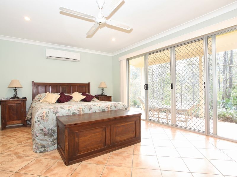 82 Collins Street, Moorina QLD 4506