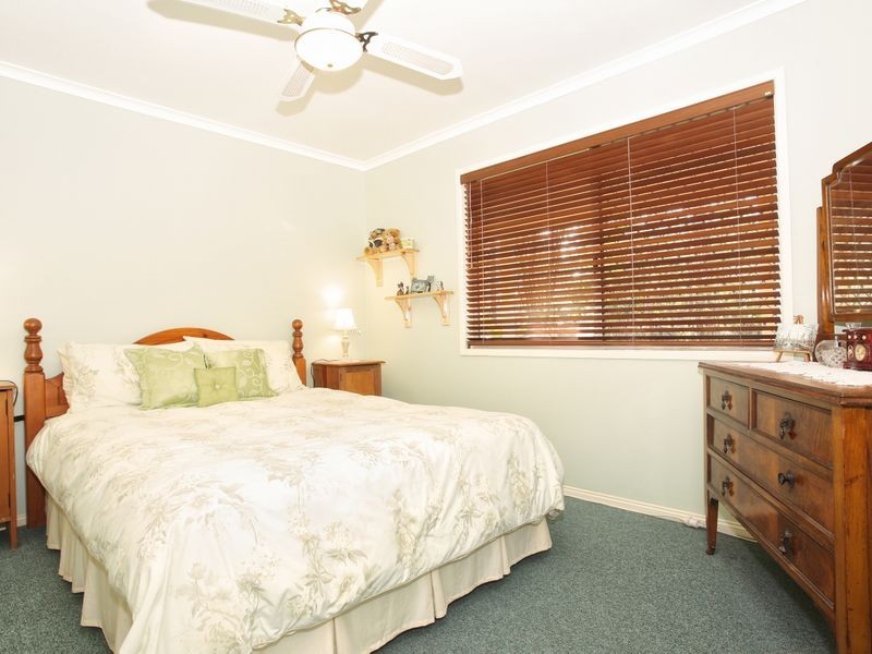 82 Collins Street, Moorina QLD 4506