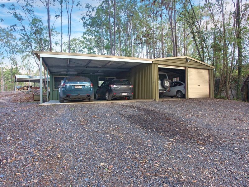 82 Collins Street, Moorina QLD 4506