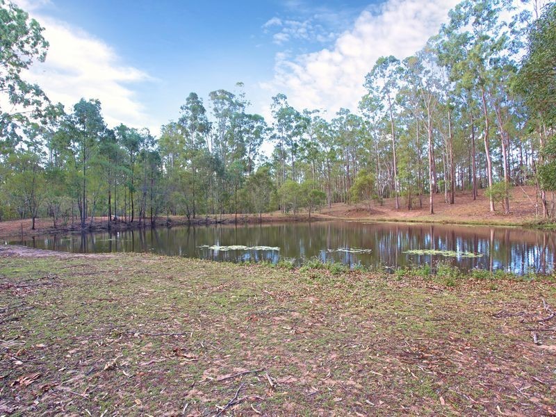 82 Collins Street, Moorina QLD 4506