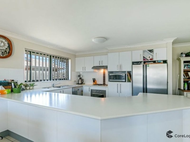 54 Sandheath Place, Ningi QLD 4511