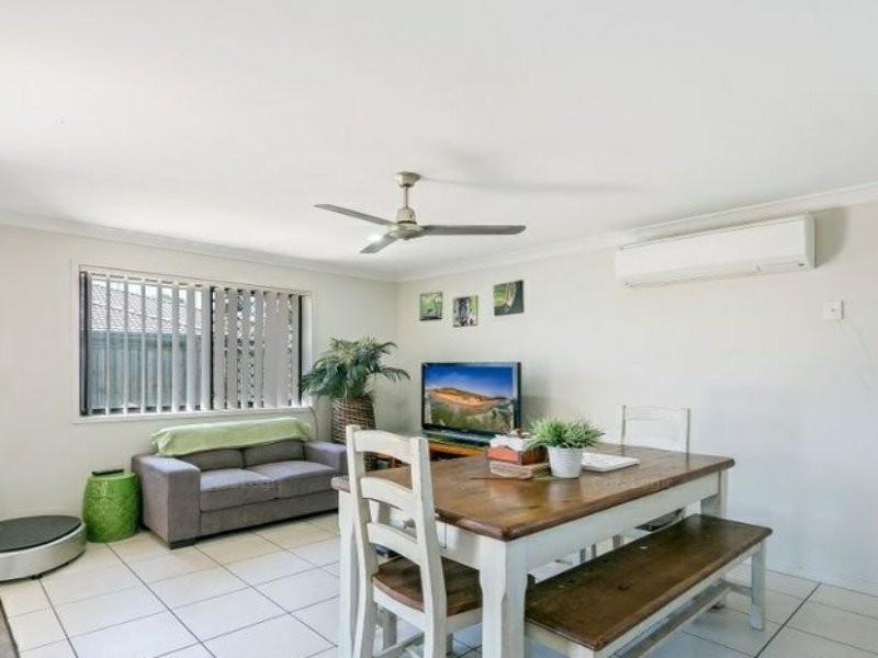 54 Sandheath Place, Ningi QLD 4511