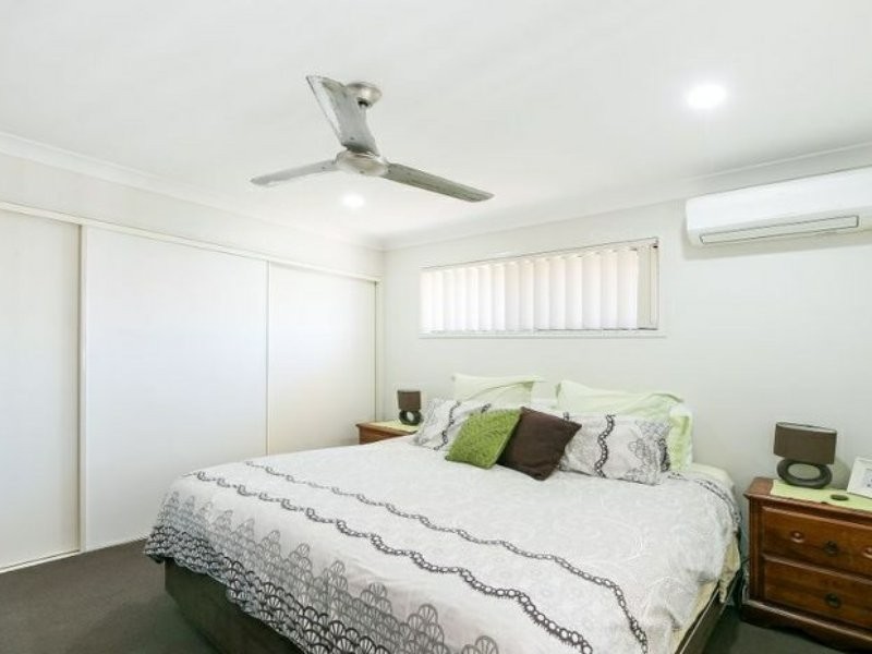 54 Sandheath Place, Ningi QLD 4511