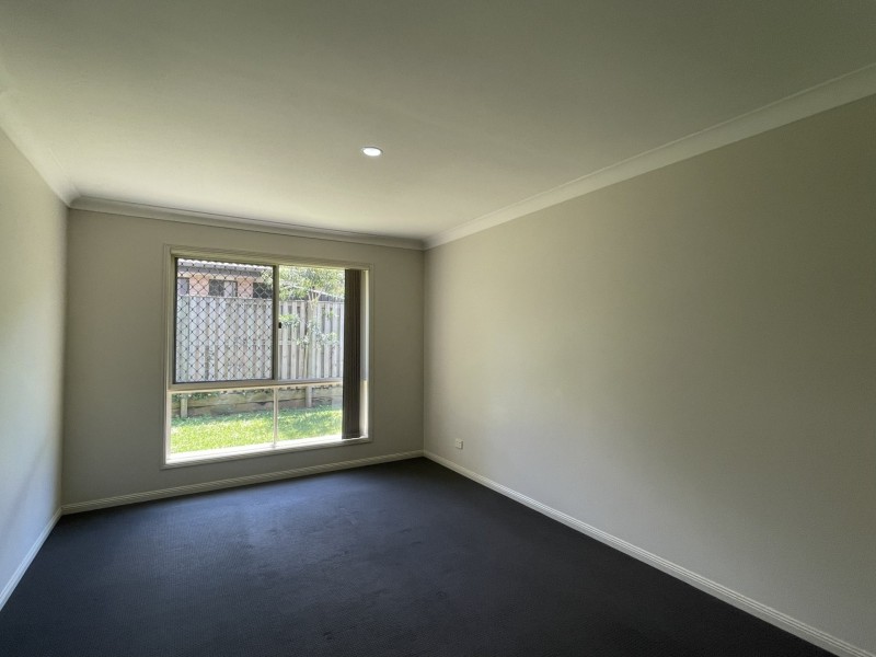 4 Mayes Circuit, Caboolture QLD 4510