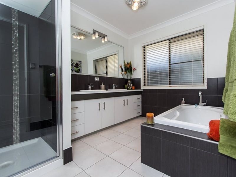 107 Pauls Road, Upper Caboolture QLD 4510