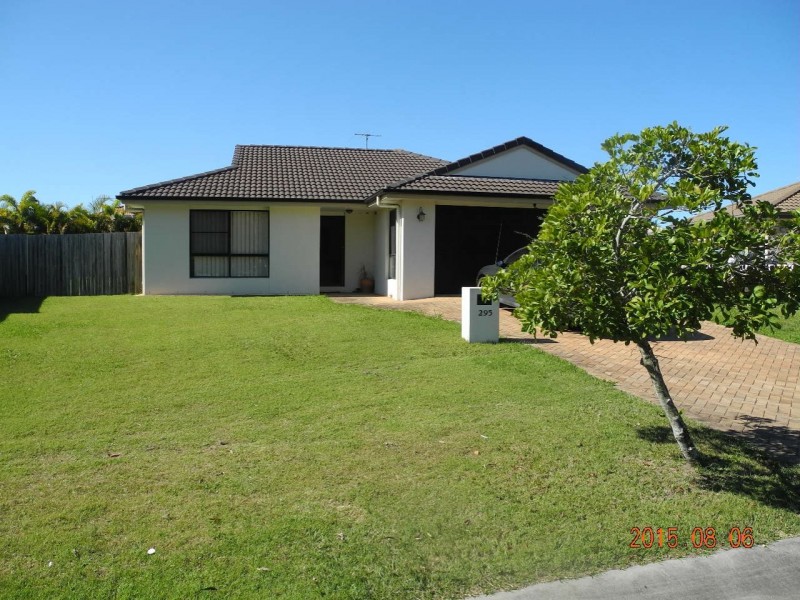 295 Bestmann Road, Sandstone Point QLD 4511