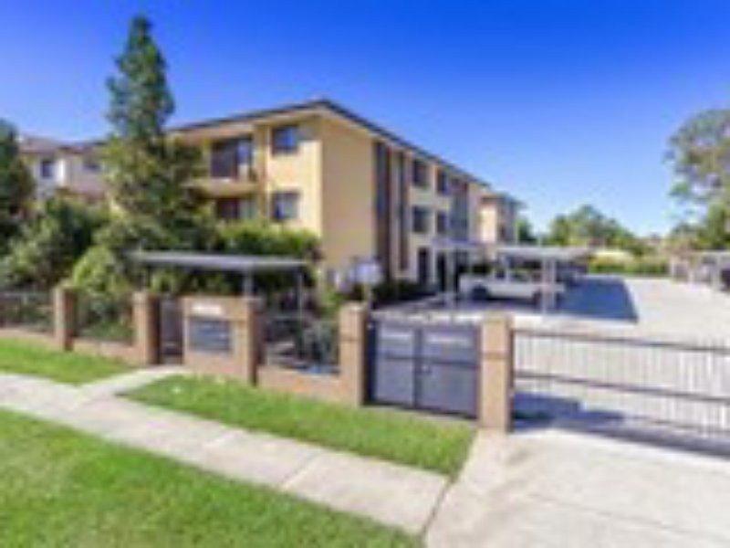 11/3-5 Short Street, Caboolture QLD 4510