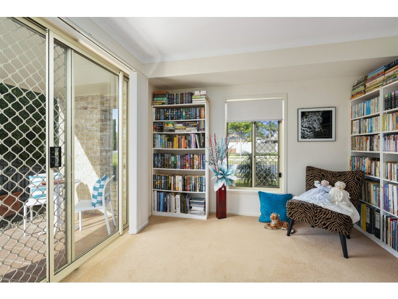 10 Parkway Street, Rothwell QLD 4022