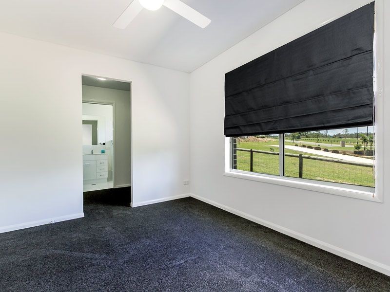 86 Sippel Drive, Woodford QLD 4514